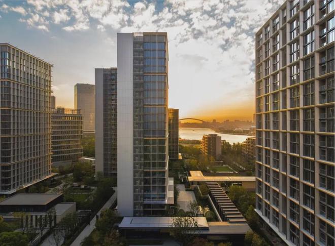 世博天悦售楼处电话：顶奢生活之选J9数字平台九月百度热搜 @保利(图18)