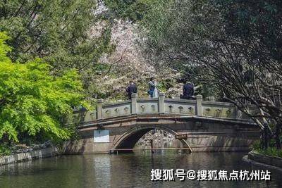 销售中心 - 环境户型价格地址楼盘详情配套电话交房时间配套电话交房时间j9九游真人游戏第一品牌万科中興傲舍 (售楼处)网站 - 万科中興傲舍(图3) 销售中心 - 环境户型价格地址楼盘详情配套电话交房时间配套电话交房时间j9九游真人游戏第一品牌万科中興傲舍 (售楼处)网站 - 万科中興傲舍(图3)