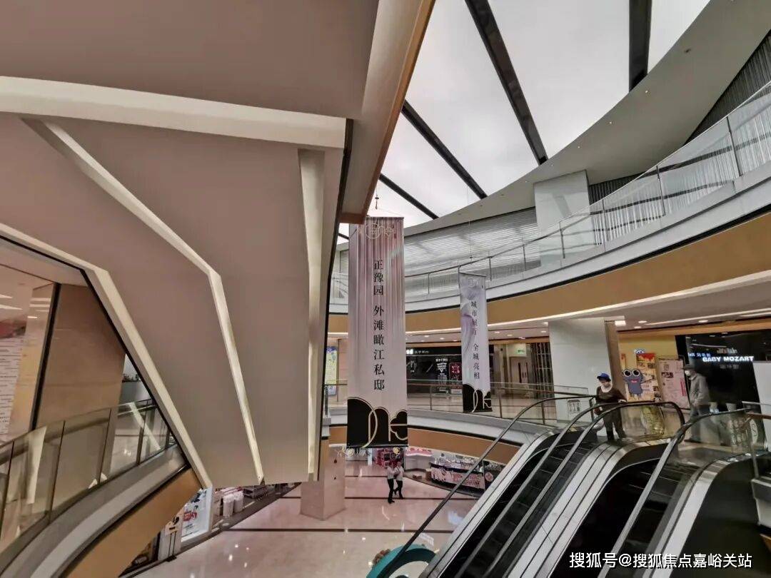 楼中心电线楼盘百科→楼盘网站→测评→中心电线小时热线电话九游会网址是多少华润士林润园售楼处电话→华润士林润园售(图15)